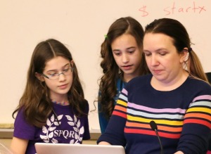 Katie teaching a Young Coders Tutorial